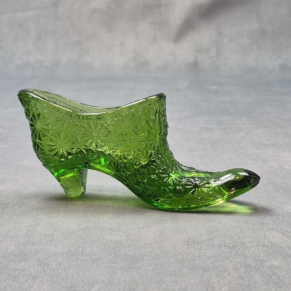 Vintage L E Smith Glass DAISY & BUTTON Emerald Green Slipper Shoe Mid Century